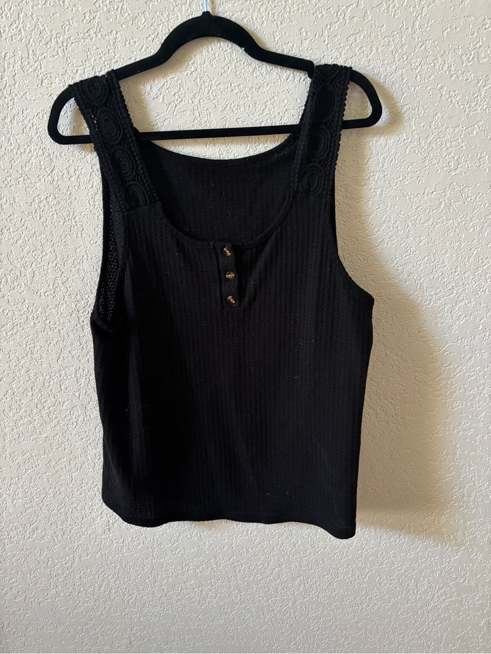SHEIN Black Lace-Trim Ribbed Tank Top